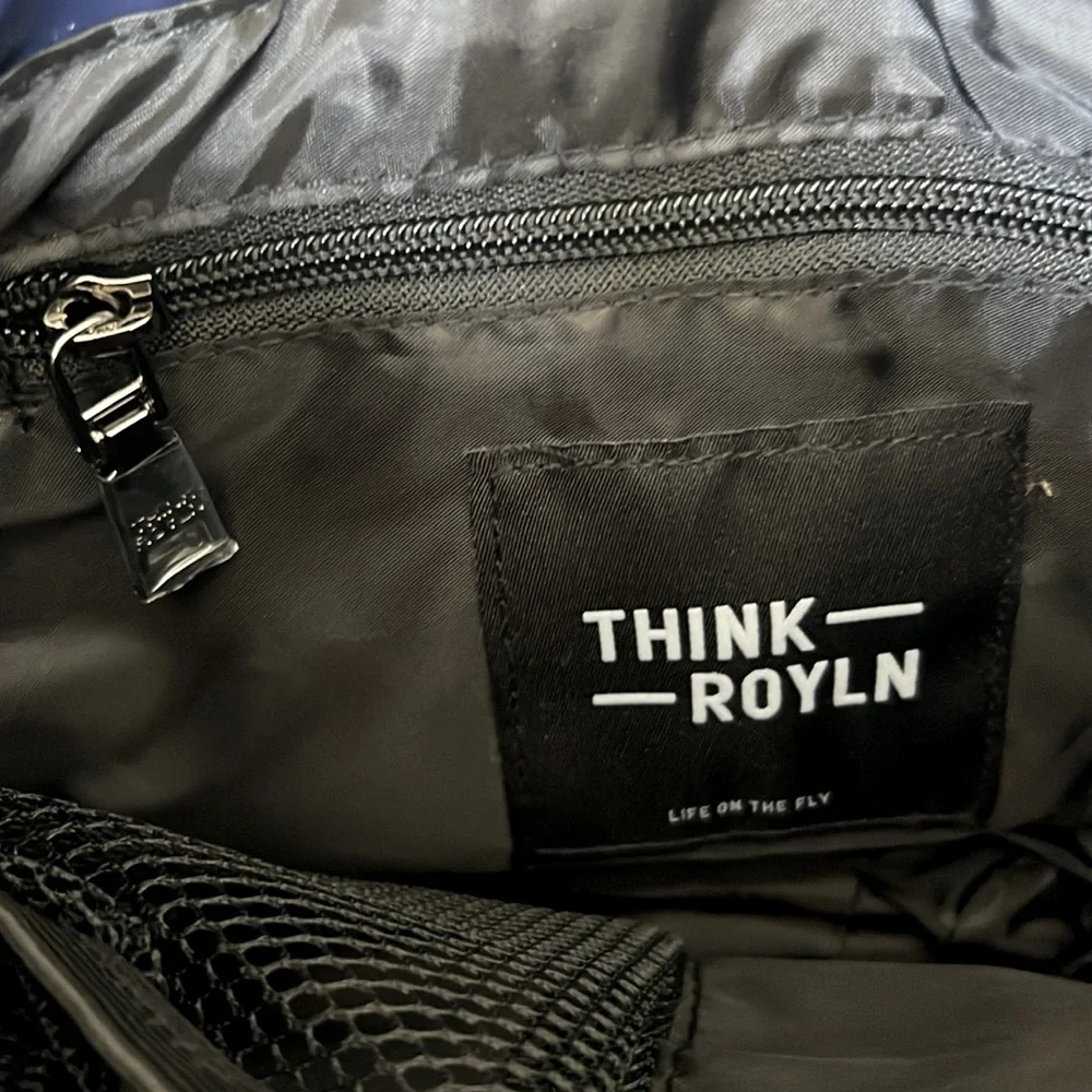 THINK ROYLN Shoulder Crossbody Puffer Bag - Picture 10 of 11